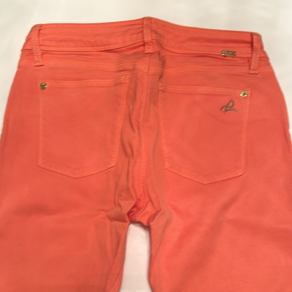 DL1961 bright coral jeans! - Picture 3 of 3